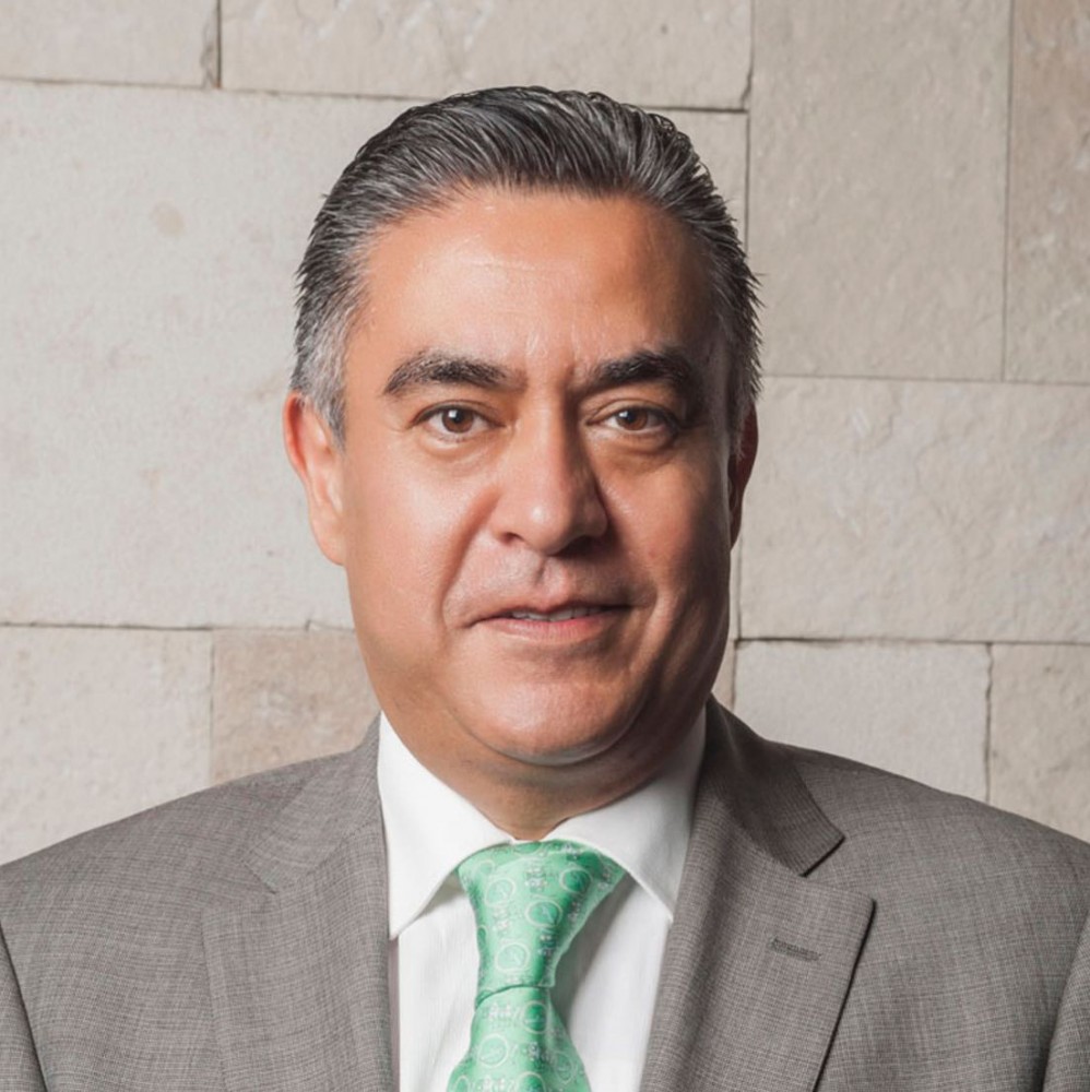 Dr. Alexander Cárdenas Mejía