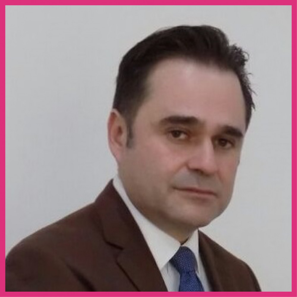 Dr. Rodolfo Uribe Valle