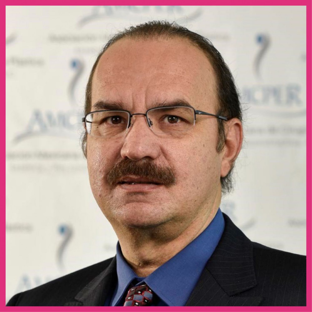 Dr. Víctor Noé Elizondo Tijerina