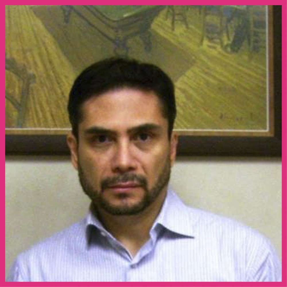 Dr. Yanko Castro Govea